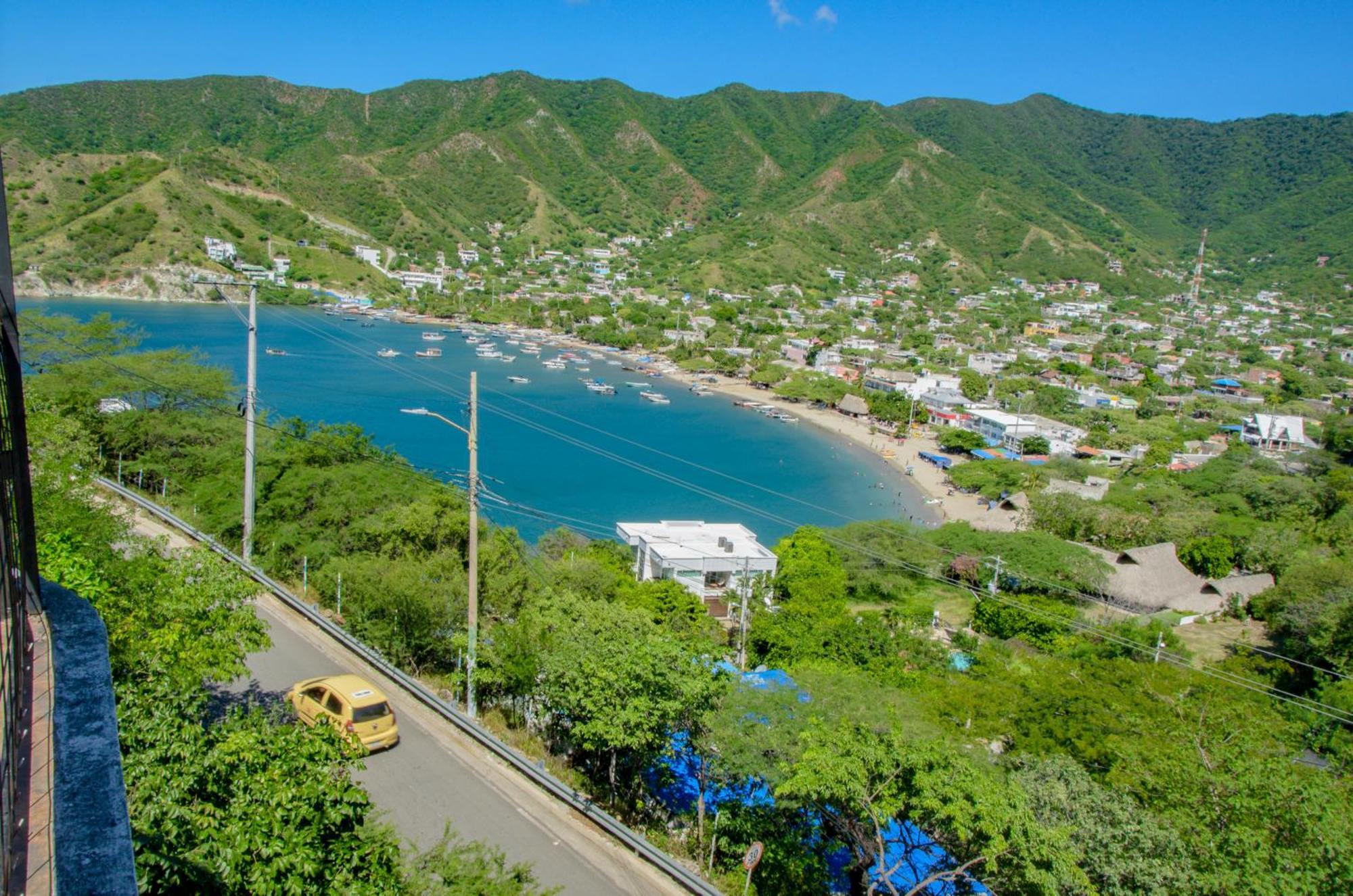 Playa Alta Mar Hotel Таганга Екстериор снимка