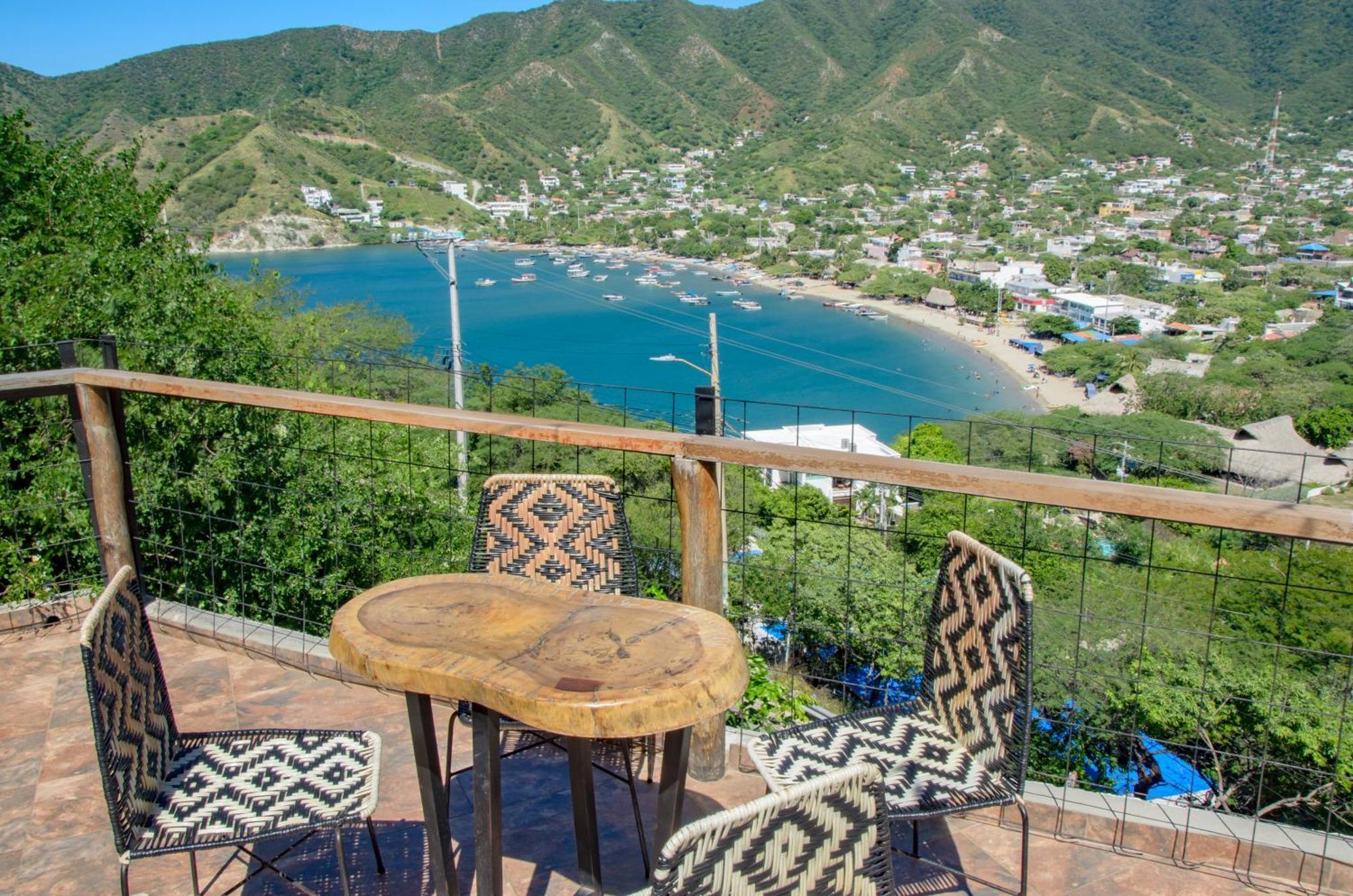 Playa Alta Mar Hotel Таганга Екстериор снимка
