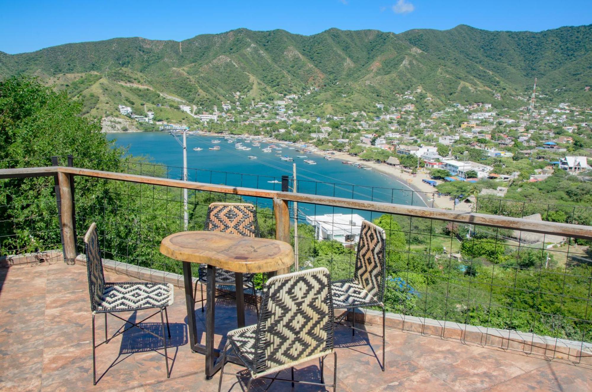 Playa Alta Mar Hotel Таганга Екстериор снимка