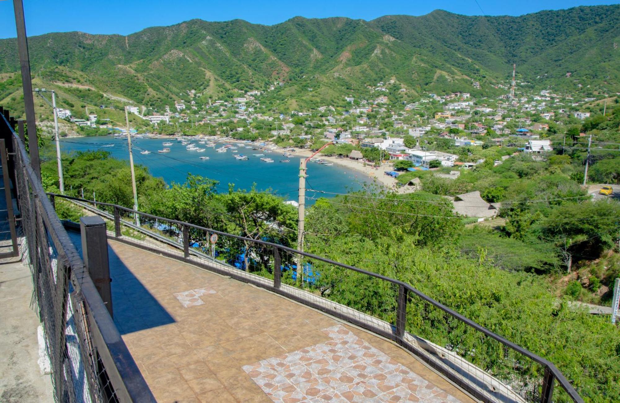 Playa Alta Mar Hotel Таганга Екстериор снимка